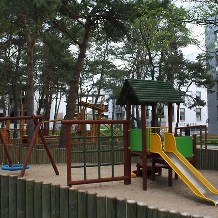 Karawela - Nadmorski Dwor شقة