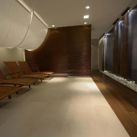 Karawela - Nadmorski Dwor *