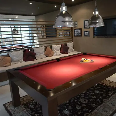 Karawela - Nadmorski Dwor * Gdańsk