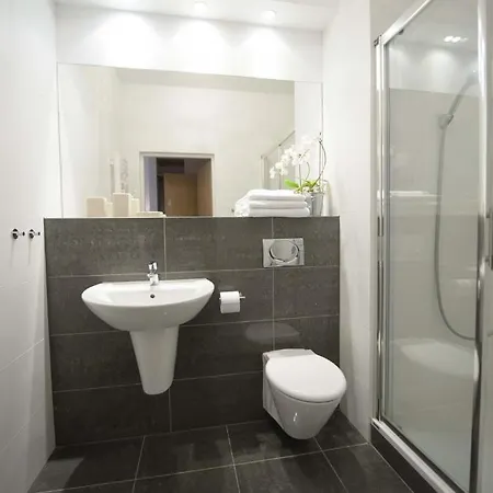 Karawela - Nadmorski Dwor * Gdańsk